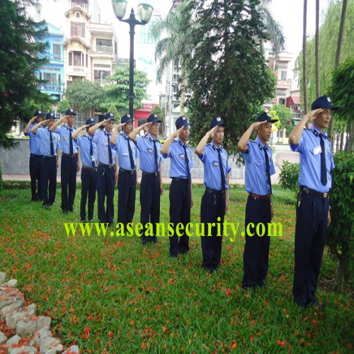 Trở thành nhân viên bảo vệ